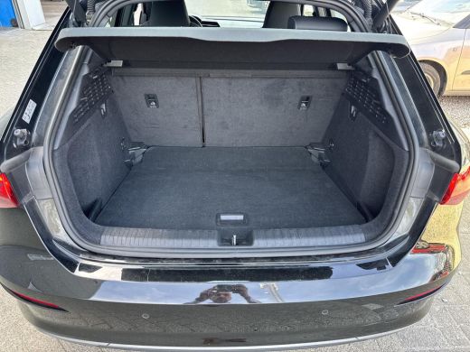 Audi A3 Sportback 35 TFSI edition one | BTW ! ! | Virtual cockpit | Matrix led | Carplay | ActivLease financial lease
