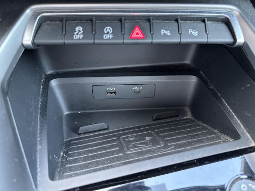 Audi A3 Sportback 35 TFSI edition one | BTW ! ! | Virtual cockpit | Matrix led | Carplay | ActivLease financial lease