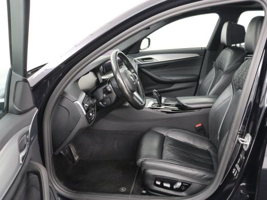 BMW 5 Serie 530d M Sport | Schuifdak | Head-Up | Nappaleder | Trekhaak | Adaptive cruise | Laserlicht | Camer... ActivLease financial lease