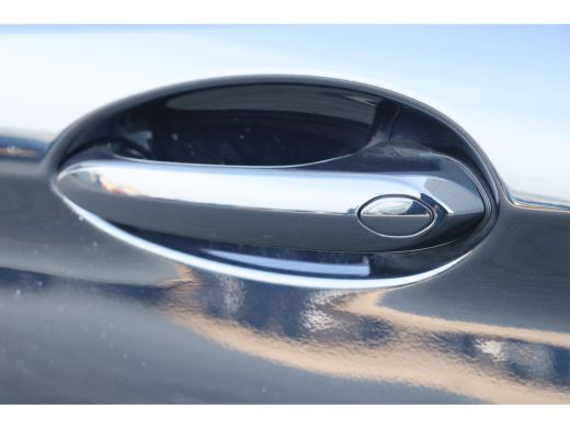 BMW 5 Serie Touring 530e 292PK BUSINESS EDITION PLUS M-SPORT AUTOMAAT / NAVI / LEDER / FULL-LED / CLIMA / PDC... ActivLease financial lease