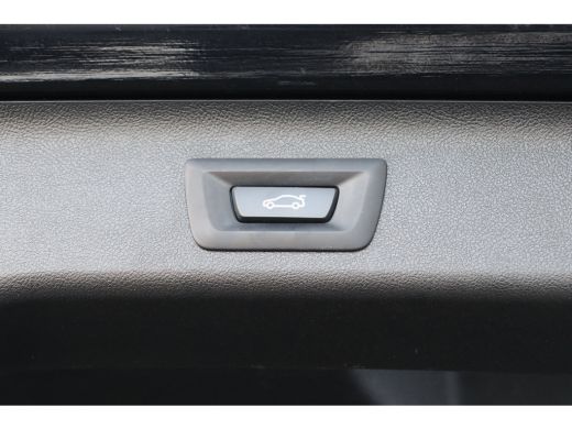 BMW 5 Serie Touring 530e 292PK BUSINESS EDITION PLUS M-SPORT AUTOMAAT / NAVI / LEDER / FULL-LED / CLIMA / PDC... ActivLease financial lease