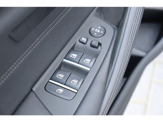 BMW 5 Serie Touring 530e 292PK BUSINESS EDITION PLUS M-SPORT AUTOMAAT / NAVI / LEDER / FULL-LED / CLIMA / PDC... ActivLease financial lease