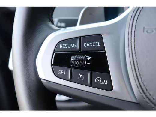 BMW 5 Serie Touring 530e 292PK BUSINESS EDITION PLUS M-SPORT AUTOMAAT / NAVI / LEDER / FULL-LED / CLIMA / PDC... ActivLease financial lease