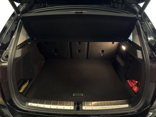 BMW X1 xDrive25e HYBRIDE AUT. HIGH EXECUTIVE TREKHAAK/PDC/NAVIGATIE ActivLease financial lease