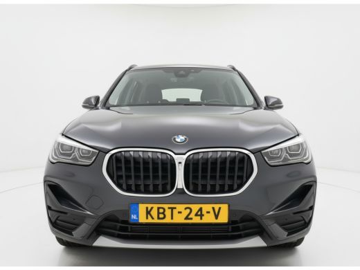 BMW X1 xDrive25e HYBRIDE AUT. HIGH EXECUTIVE TREKHAAK/PDC/NAVIGATIE ActivLease financial lease