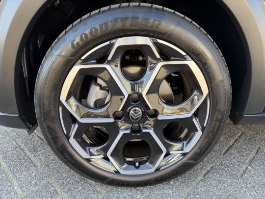 Citroën C3 100pk Max (Camera - Automatische Airco - LED - Navigatie - Parkeersensoren) ActivLease financial lease