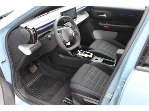 Citroën &euml;-C3 Business | Boordlader 11kW - 3 fasen | Dagrijverlichting | Draadloze telefoonlader ActivLease financial lease