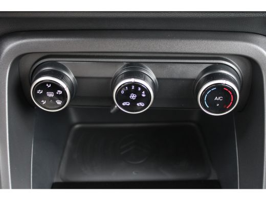 Citroën &euml;-C3 Business | Boordlader 11kW - 3 fasen | Dagrijverlichting | Draadloze telefoonlader ActivLease financial lease