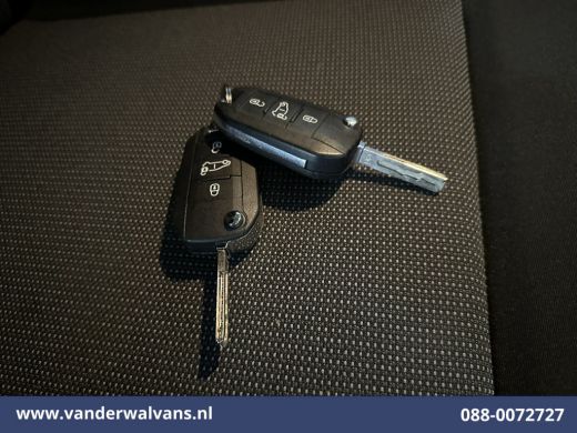 Citroën Jumpy 1.5 BlueHDI 102pk L2H1 Euro6 Airco | Camera | Cruisecontrol | Trekhaak | Sidebars Parkeersensoren ActivLease financial lease