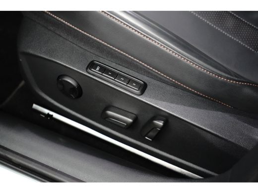 CUPRA Leon 1.4 e-Hybrid 245pk VZ Performance | Camera | Elektrische Stoel | Panoramadak | ActivLease financial lease