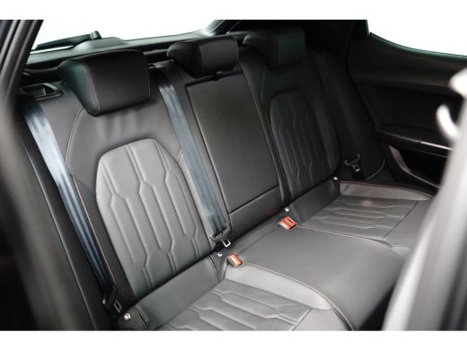 CUPRA Leon 1.4 e-Hybrid 245pk VZ Performance | Camera | Elektrische Stoel | Panoramadak | ActivLease financial lease