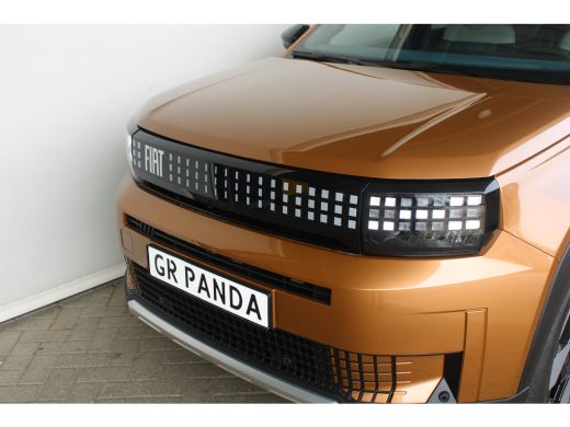 Fiat Grande Panda La Prima | 8 Jaar garantie | Camera | Navigatie | Stoel- & stuurverwarming | LED koplampen | Crui... ActivLease financial lease