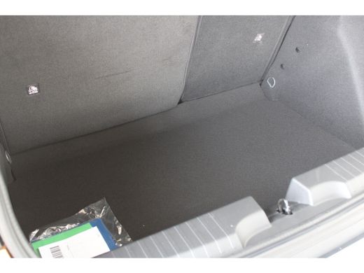 Fiat Grande Panda La Prima | 8 Jaar garantie | Camera | Navigatie | Stoel- & stuurverwarming | LED koplampen | Crui... ActivLease financial lease