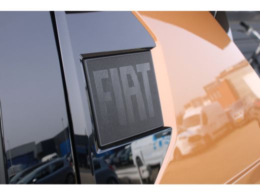 Fiat Grande Panda La Prima | 8 Jaar garantie | Camera | Navigatie | Stoel- & stuurverwarming | LED koplampen | Crui... ActivLease financial lease