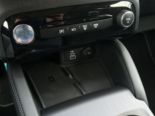 Ford Kuga 2.5 PHEV Active X | Winterpack | Pano | 360 Camera | Adap. Cruise Control | | Achterbank verwarmd... ActivLease financial lease