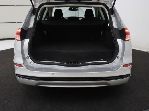 Ford Mondeo 2.0 IVCT HEV Titanium | Stoelverwarming | Carplay | Keyless | Navigatie | Verwarmde voorruit | Pa... ActivLease financial lease