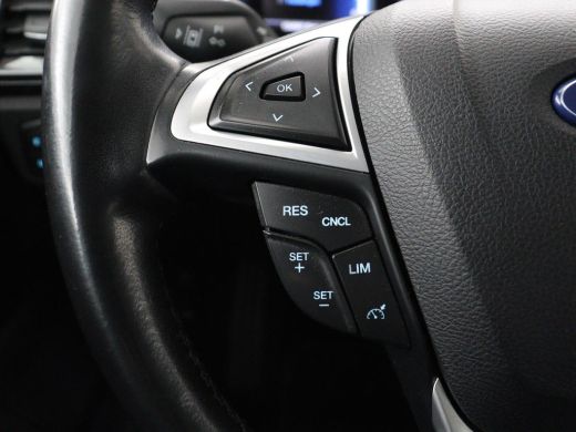 Ford Mondeo 2.0 IVCT HEV Titanium | Stoelverwarming | Carplay | Keyless | Navigatie | Verwarmde voorruit | Pa... ActivLease financial lease