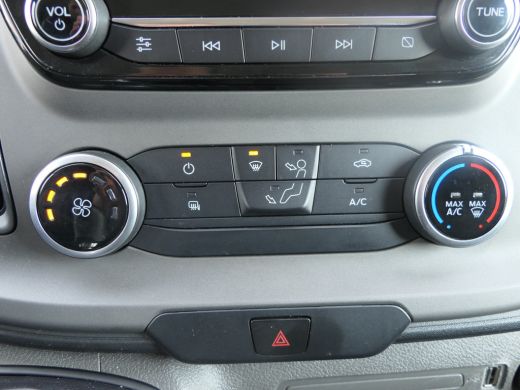 Ford Transit Custom 280 2.0 TDCI L1H1 Trend | Trekhaak | Betimmering | Camera | DAB | LED | Navigatie | CarPlay/Andro... ActivLease financial lease