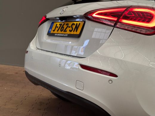 Mercedes-Benz A-Klasse 160 Business Solution Camera | Parkeersensoren | Widescreen | Stoelverwarming | LED | 16" Lichtme... ActivLease financial lease