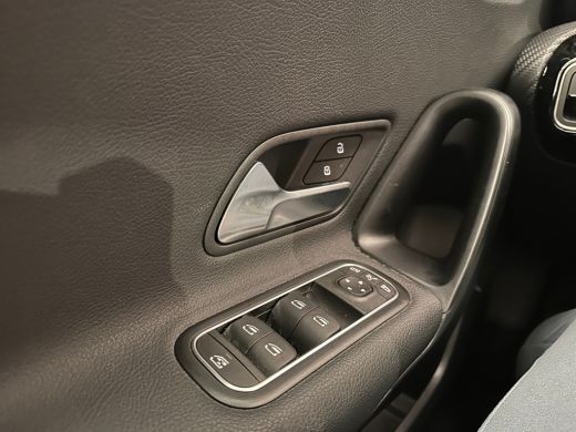 Mercedes-Benz A-Klasse 160 Business Solution Camera | Parkeersensoren | Widescreen | Stoelverwarming | LED | 16" Lichtme... ActivLease financial lease