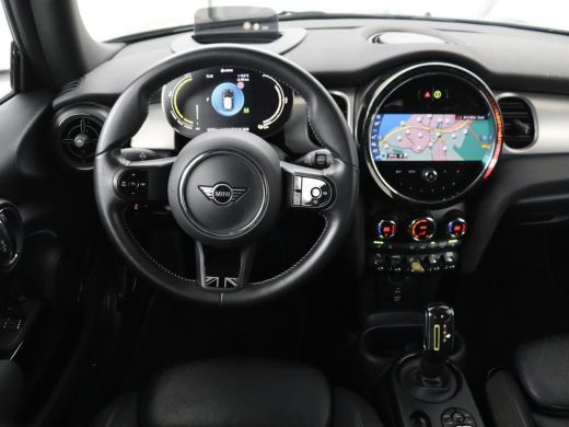 Mini Electric Yours 33kWh | SOH 96% | Panoramadak | Leder | Stoelverwarming | Camera | Warmtepomp | Keyless | H... ActivLease financial lease