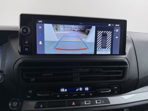 Opel Vivaro-e L3 75 kWh STX Dubbele Cabine | Comfort Pakket | Elektrisch bedienbare en verwarmde buitenspiegels... ActivLease financial lease