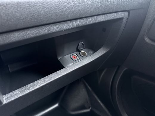 Opel Vivaro-e L3 75 kWh STX Dubbele Cabine | Comfort Pakket | Elektrisch bedienbare en verwarmde buitenspiegels... ActivLease financial lease