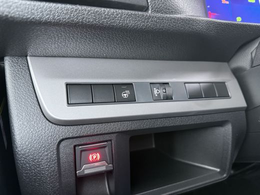 Opel Vivaro-e L3 75 kWh STX Dubbele Cabine | Comfort Pakket | Elektrisch bedienbare en verwarmde buitenspiegels... ActivLease financial lease