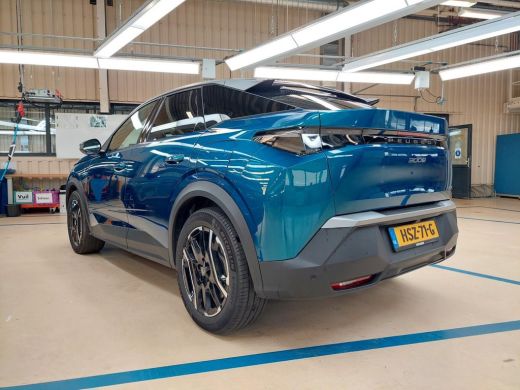Peugeot 3008 1.6 Plug-in Hybrid 195 GT Exclusive | Schuif-/Kanteldak | Navigatie | Achteruitrijcamera | Draadl... ActivLease financial lease