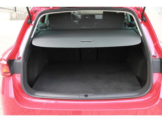 Seat Leon Sportstourer 1.4 TSI eHybrid PHEV FR Business Intense SOH 85% ActivLease financial lease