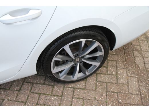 Seat Leon Sportstourer 1.4 TSI eHybrid PHEV FR Business Intense SOH 93% ActivLease financial lease