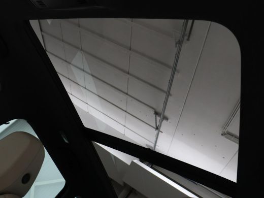 Skoda Karoq 1.5 TSI Business Edition | Panoramadak | Leder | Stoelverwarming | Adaptive cruise | Side Assist ... ActivLease financial lease