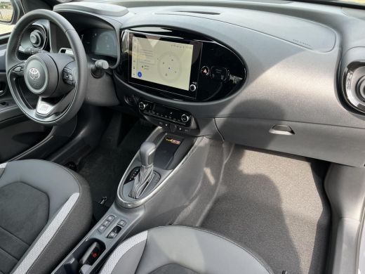 Toyota Aygo Hybrid 115 GR Sport | Storm grey met zwart dak | Nieuw uit voorraad leverbaar | ActivLease financial lease