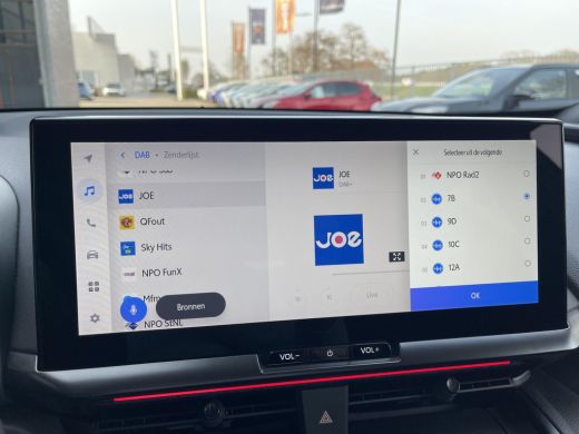 Toyota C-HR 2.0 Plug-in Hybrid 220 GR SPORT Premi&egrave;re Edition ActivLease financial lease