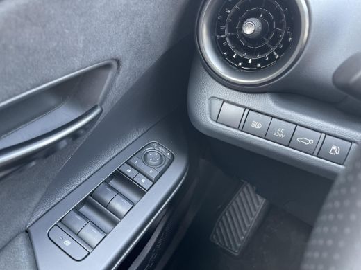 Toyota C-HR 2.0 Plug-in Hybrid 220 GR SPORT Premi&egrave;re Edition ActivLease financial lease