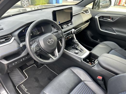 Toyota RAV4 2.5 Hybrid AWD Style (Navigatie - Parkeersensoren) ActivLease financial lease