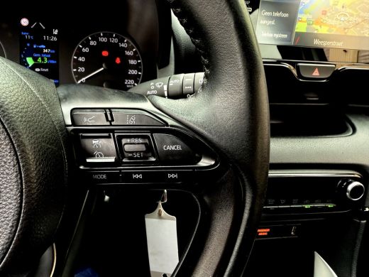 Toyota Yaris 1.5 Hybrid 115 Active ActivLease financial lease