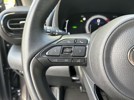 Toyota Yaris 1.5 Hybrid 115 First Edition ActivLease financial lease