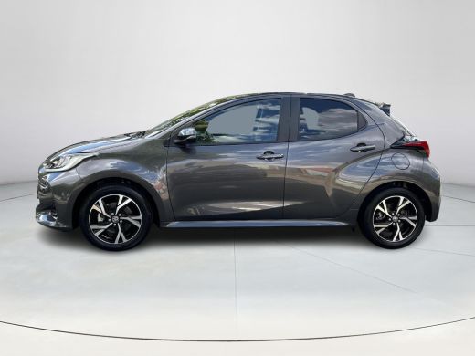 Toyota Yaris 1.5 Hybrid 115 First Edition ActivLease financial lease