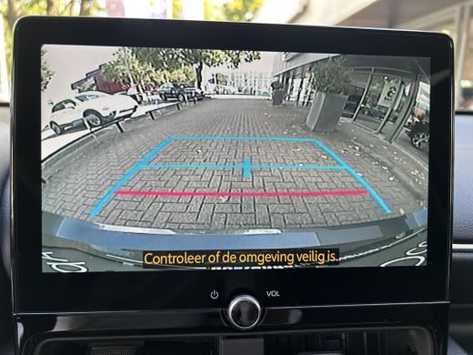 Toyota Yaris 1.5 Hybrid 115 First Edition ActivLease financial lease