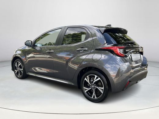 Toyota Yaris 1.5 Hybrid 115 First Edition ActivLease financial lease