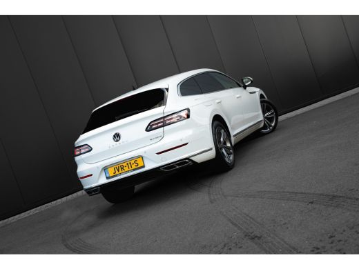 Volkswagen Arteon 1.4 TSI eHybrid R-Line Business+ | Camera | IQ Light | Apple Carplay | ActivLease financial lease