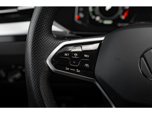 Volkswagen Arteon 1.4 TSI eHybrid R-Line Business+ | Camera | IQ Light | Apple Carplay | ActivLease financial lease