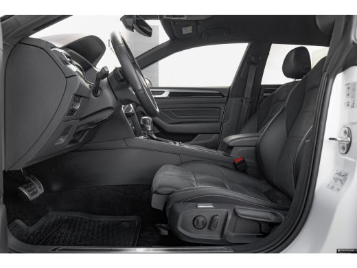 Volkswagen Arteon 1.4 TSI eHybrid R-Line Business+ | Camera | IQ Light | Apple Carplay | ActivLease financial lease