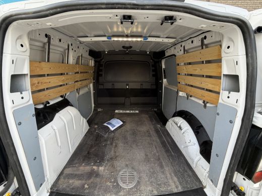 Volkswagen Caddy 2.0 TDI Euro 6 Business CarPlay/trekhaak/clima ActivLease financial lease