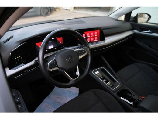 Volkswagen Golf 1.0 eTSI Life Business ActivLease financial lease