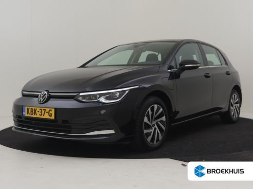Volkswagen Golf 1.4 eHybrid Style 204Pk DSG/AUTO | Achteruitrijcamera | Apple carplay Android auto | Dodehoek det...