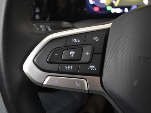 Volkswagen Golf 1.4 eHybrid Style 204Pk DSG/AUTO | Achteruitrijcamera | Apple carplay Android auto | Dodehoek det... ActivLease financial lease