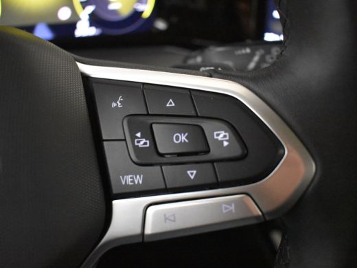 Volkswagen Golf 1.4 eHybrid Style 204Pk DSG/AUTO | Achteruitrijcamera | Apple carplay Android auto | Dodehoek det... ActivLease financial lease