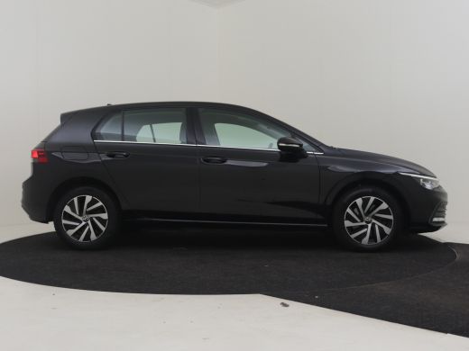 Volkswagen Golf 1.4 eHybrid Style 204Pk DSG/AUTO | Achteruitrijcamera | Apple carplay Android auto | Dodehoek det... ActivLease financial lease